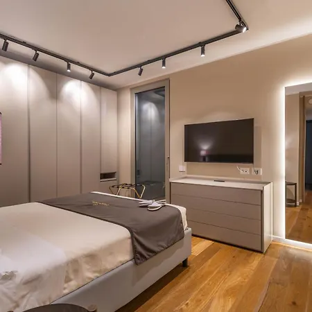 Park Poggiofranco -luxury Apartment- Appartement *