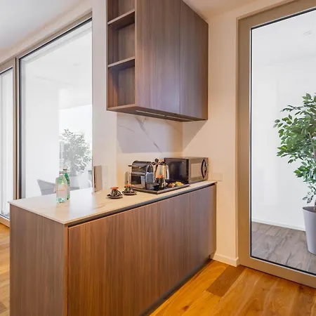 Park Poggiofranco -luxury Apartment- Апартаменты Бари