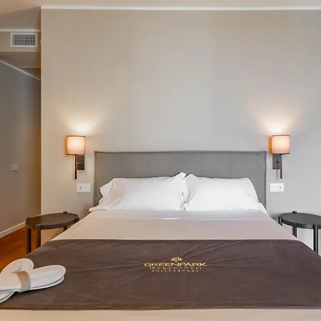 Park Poggiofranco -luxury Apartment- * Бари